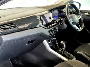 Volkswagen Polo hatch 1.0TSI Life auto - Image 14