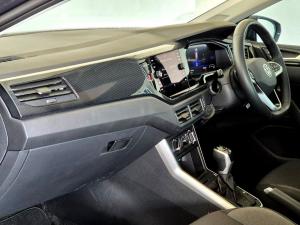 Volkswagen Polo hatch 1.0TSI Life auto - Image 14