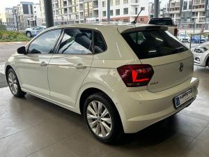 Volkswagen Polo hatch 1.0TSI Highline auto - Image 5
