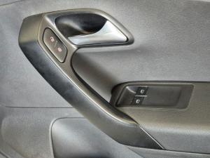 Volkswagen Polo Vivo hatch 1.4 Comfortline - Image 19