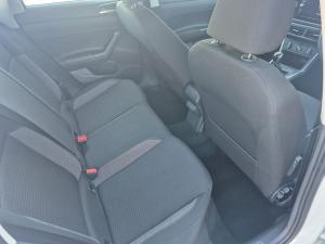 Volkswagen Polo hatch 1.0TSI Life manual - Image 11