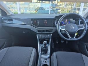 Volkswagen Polo hatch 1.0TSI Life manual - Image 13