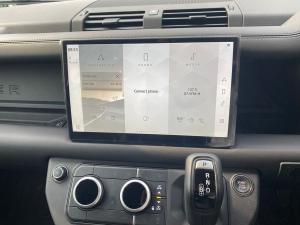Land Rover Defender 110 D350 X-Dynamic HSE - Image 12
