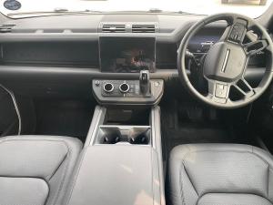 Land Rover Defender 110 D350 X-Dynamic HSE - Image 22