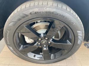 Land Rover Defender 110 D350 X-Dynamic HSE - Image 9