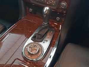 Nissan Patrol 5.6 V8 LE 4WD - Image 14