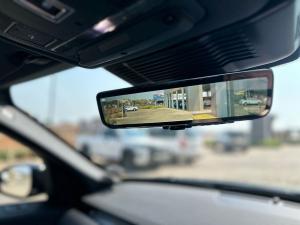 Land Rover Discovery Sport D200 R-Dynamic SE - Image 12