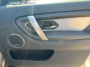 Land Rover Discovery Sport D200 R-Dynamic SE - Image 13