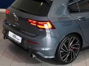Volkswagen Golf GTI - Image 13