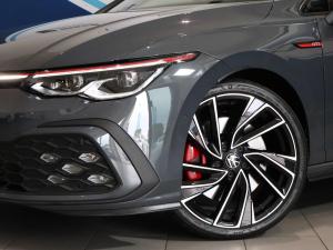 Volkswagen Golf GTI - Image 6