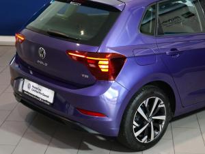 Volkswagen Polo hatch 1.0TSI Life manual - Image 12