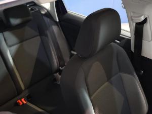 Volkswagen Polo hatch 1.0TSI Life manual - Image 24