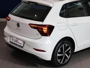 Volkswagen Polo hatch 1.0TSI Life manual - Image 13