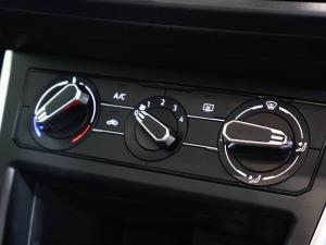 Volkswagen Polo hatch 1.0TSI Life manual - Image 15
