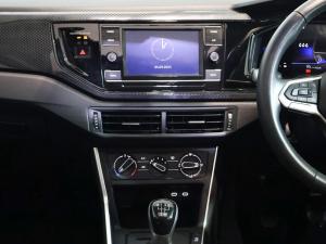 Volkswagen Polo hatch 1.0TSI Life manual - Image 21