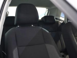Volkswagen Polo hatch 1.0TSI Life manual - Image 25