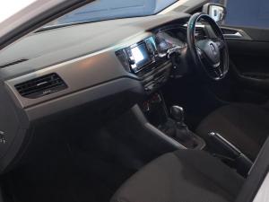 Volkswagen Polo hatch 1.0TSI Comfortline auto - Image 13
