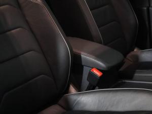 Volkswagen Tiguan 2.0TSI 4Motion Highline - Image 21