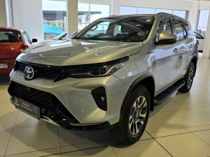 Toyota Fortuner 2.4GD-6 4x4 - Image 3