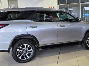 Toyota Fortuner 2.4GD-6 4x4 - Image 8