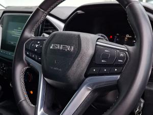 Isuzu D-Max 1.9TD double cab LS auto - Image 12