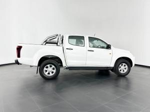 Isuzu D-MAX 250 HO HI-RIDE D/C - Image 7