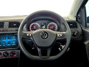 Volkswagen Polo Vivo hatch 1.4 - Image 13