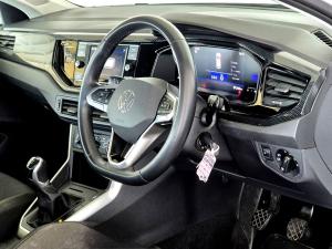 Volkswagen Polo hatch 1.0TSI Life manual - Image 13