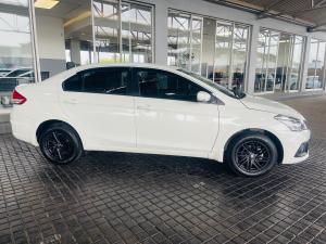 Suzuki Ciaz 1.5 GL manual - Image 8
