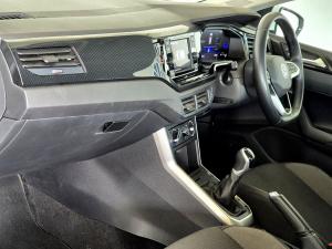Volkswagen Polo hatch 1.0TSI Life manual - Image 16