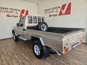 Toyota Land Cruiser 79 4.5D-4D LX V8 single cab - Image 15