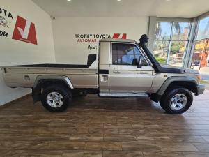 Toyota Land Cruiser 79 4.5D-4D LX V8 single cab - Image 3