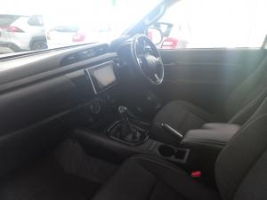 Toyota Hilux 2.8GD-6 Xtra cab 4x4 Legend 50 - Image 7