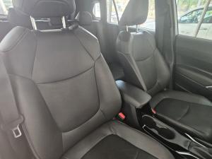 Toyota Corolla Cross 1.8 XR - Image 12