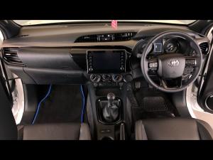 Toyota Hilux 2.8GD-6 Xtra cab Legend manual - Image 6