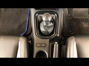 Toyota Hilux 2.8GD-6 Xtra cab Legend manual - Image 28