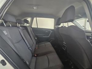 Toyota RAV4 2.0 GX auto - Image 13