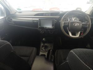 Toyota Hilux 2.4GD-6 double cab 4x4 Raider auto - Image 6