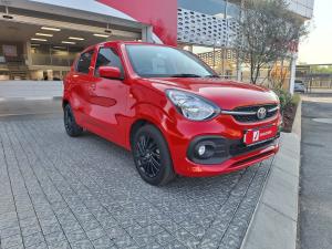 Toyota Vitz 1.0 XR manual - Image 1