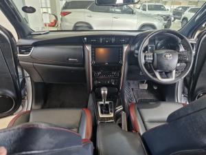 Toyota Fortuner 2.8 GD-6 4X4 VX automatic - Image 6