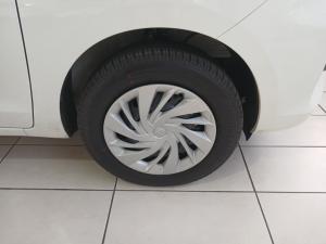 Toyota Rumion 1.5 SX - Image 22