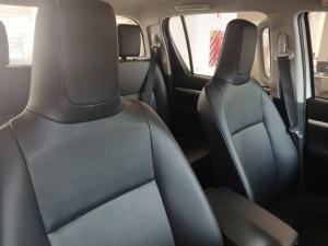 Toyota Hilux 2.4 GD-6 SR 4X4D/C - Image 18