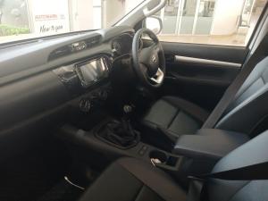 Toyota Hilux 2.4 GD-6 SR 4X4D/C - Image 7