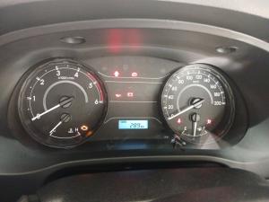 Toyota Hilux 2.4 GD SP/U Single Cab - Image 9