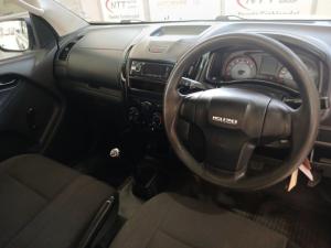 Isuzu D-MAX 250 HO X-RIDER Black D/C - Image 6