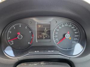 Volkswagen Polo Vivo 1.4 Comfortline - Image 6