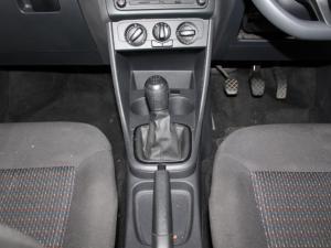 Volkswagen Polo Vivo 1.4 Trendline - Image 14