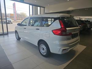 Toyota Rumion 1.5 S - Image 20