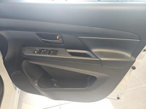 Toyota Rumion 1.5 S - Image 24