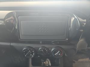 Toyota Hilux 2.0 VvtiP/U Single Cab - Image 12